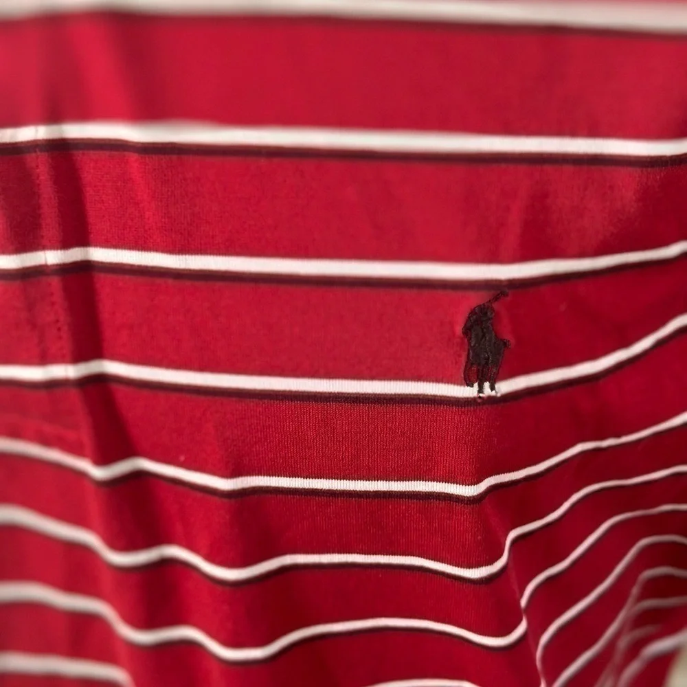 Men’s pre own as is Ralph Lauren polo golf shirt red white stripe shirt size M